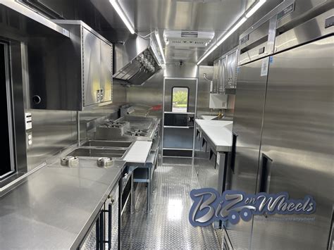 Premium Kitchen 18ft Food Truck - Food trucks Concession trailer manufacturer