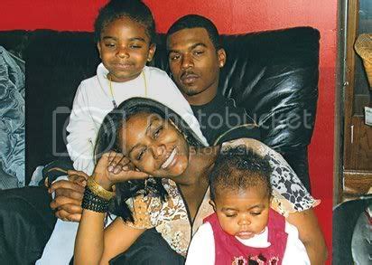 Sean Bell And Family Photo by daboss1911 | Photobucket