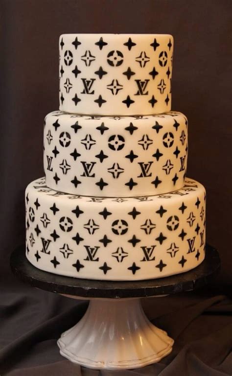 Stencil Louis Vuitton Cake | The Art of Mike Mignola