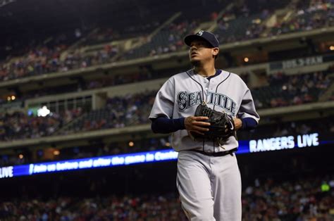 MLB Awards: Felix Hernandez leads stacked AL Cy Young race