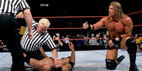 5 Best Triple H Vs The Rock Matches (& 5 Worst)