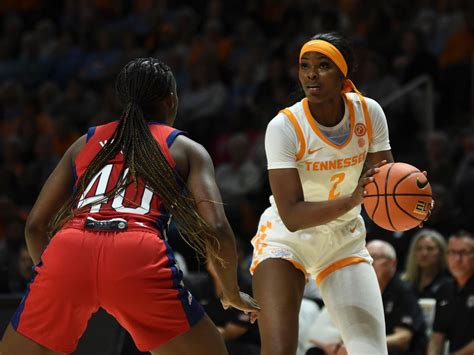 USA Basketball women's national team cruises past Lady Vols basketball ...