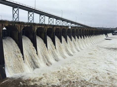 Watch water spill over Wilson Dam at 2 million gallons per second - al.com