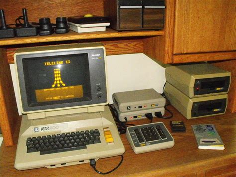 Atari 800 Monitor - Atari 8-Bit Computers | Retro gadgets, Old ...