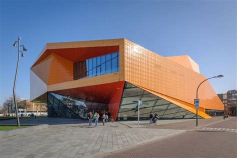 9 Contemporary Theatre Buildings Designs | World of Theatre and Art