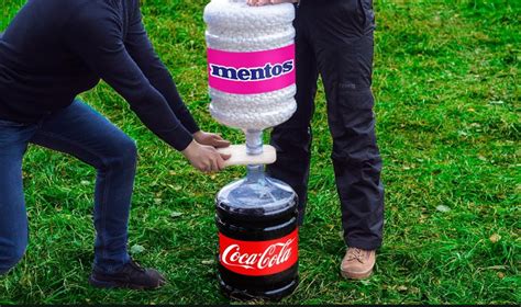 Brutal: YouTuber übertreibt "Mentos vs. Cola"-Experiment | Männersache