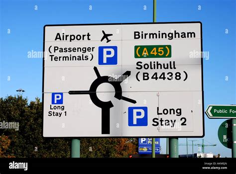 Parking sign, Birmingham International Airport, England, UK Stock Photo - Alamy