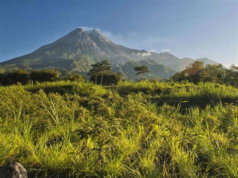 Mount Merapi - Indonesia: Get the Detail of Mount Merapi on Times of ...