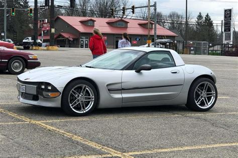 Meet The Corvettini, A Chopped C5 Corvette That Fits In A Small Garage | Carscoops