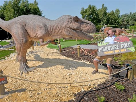 Roarsome! New dinosaur-themed crazy golf course to open near Wolverhampton | Express & Star