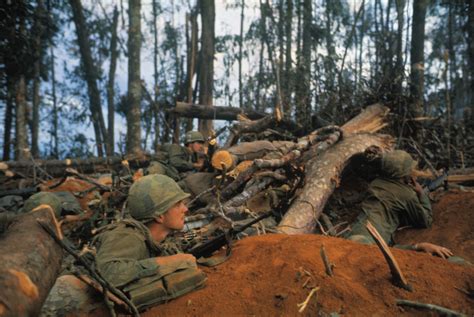 us-marines-by-outer-wall-of-citadel - Vietnam War: Tet Offensive ...