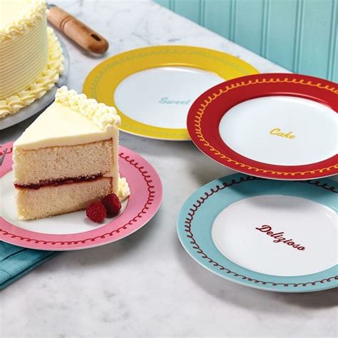 Dessert Plate Set | Gifts Under $25 | Latina | POPSUGAR Latina Photo 33