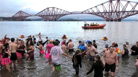 Edinburgh "Loony Dook" 2023 - YouTube