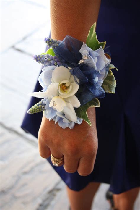 Pin by Melissa Suiter on Wedding dresses | Prom flowers corsage, Corsage wedding, Bridesmaid corsage