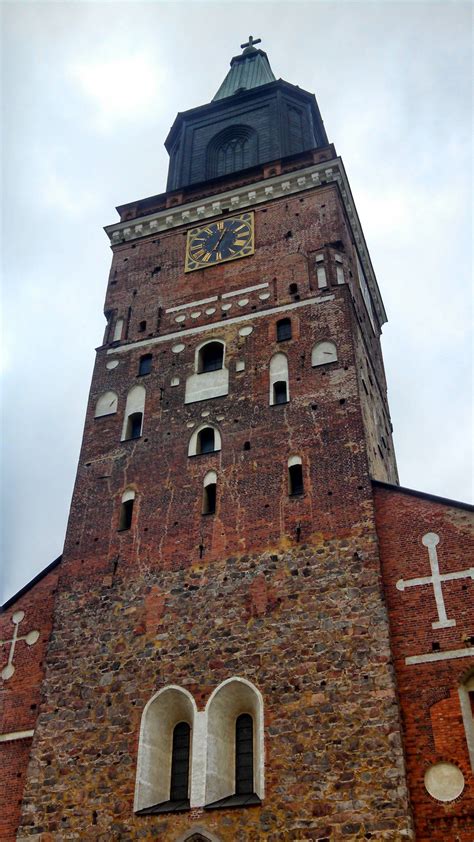 Turku Cathedral [1836x3264] [OC] : ArchitecturePorn