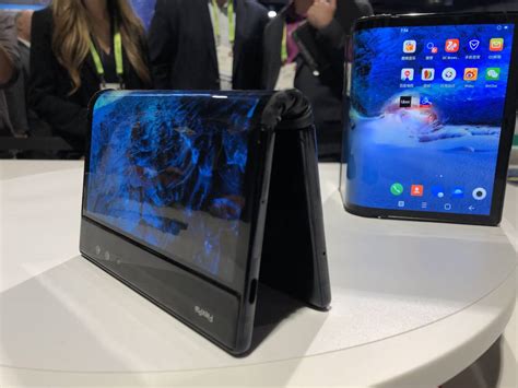 CES 2019: Say hello to first commercial foldable smartphone — VIDEO | Las Vegas Review-Journal