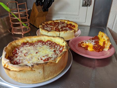 [Homemade] Deep Dish/Pizza Pie : r/food