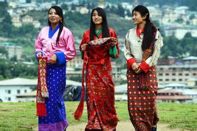 Bhutan Traditional Dress & Costume - Things to Know | Go Bhutan Tours