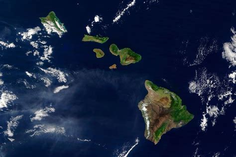 Hawaii's 8 Major Landmasses