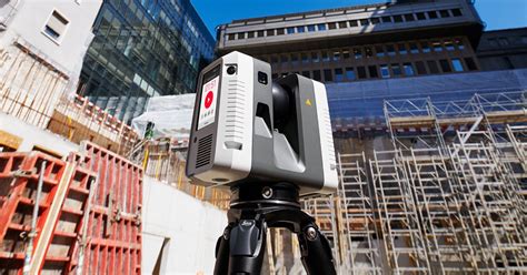 Leica's RTC 360 lidar scanner registers your point clouds automatically ...