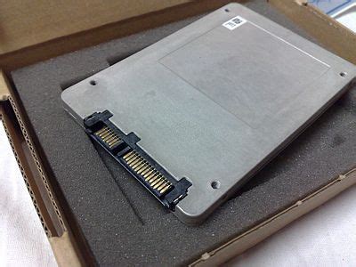 Solid-state drive - Wikipedia