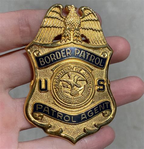 Collectors-Badges Auctions - U.S. Border Patrol Agent’s Shield