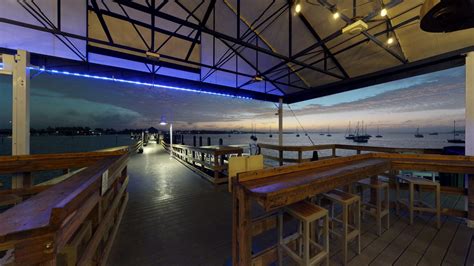 Anna Maria Oyster Bar – Pier