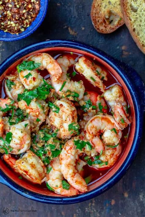 Gambas al Ajillo (10-Min Spanish Garlic Shrimp) | The Mediterranean Dish