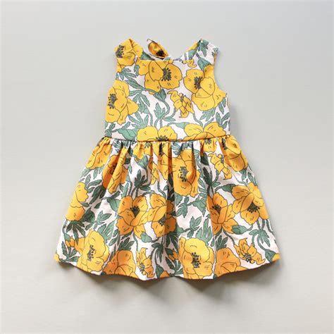 Daisy Dress Pattern – OhMeOhMySewing