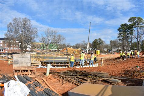 Photos: Downtown Cary Park Structures Taking Shape – CaryCitizen