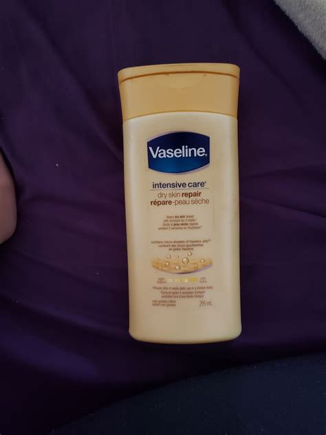 Vaseline Intensive Care Dry Skin Repair Lotion reviews in Body Lotions ...