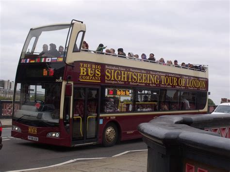 The Big Bus Company - Sightseeing Tour of London bus - Lam… | Flickr