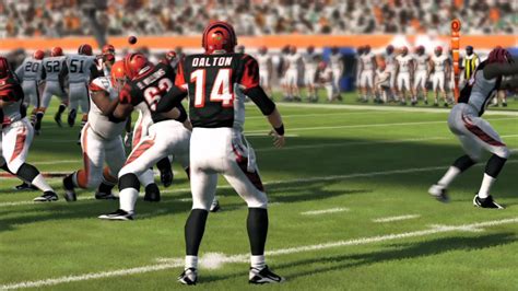 Madden NFL 13 Replay Footage and Pre-Game Intro - YouTube