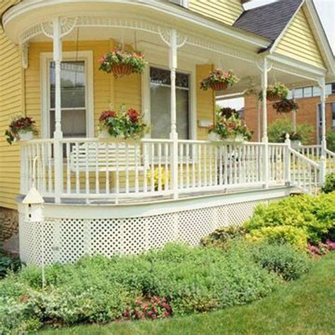 Victorian Porch Ideas_5 | Victorian style homes, Victorian porch, House exterior