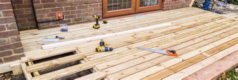 Cedar decking are easy to use and manage – TopsDecor.com