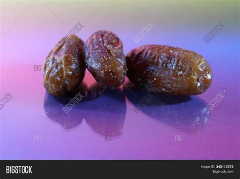 Date Fruit Date Palm, Image & Photo (Free Trial) | Bigstock