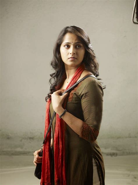 Oh ! Anushka Shetty: Anushka Shetty Hot Movie Deiva Thirumagal (2011) Images Gallery | Anushka ...