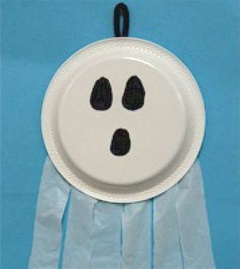 Paper Plate Ghost Craft