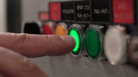 Push buttons and their widely used applications across industries - Schneider Electric Blog