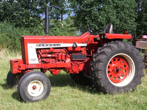 Farmall 806 For Sale