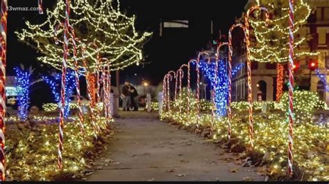 Main Street Christmas Light Extravaganza starts prep in downtown Macon ...