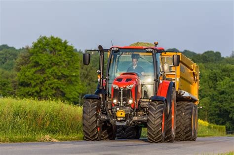 Kubota serii M6001 Utility: Ciągnik wszechstronny