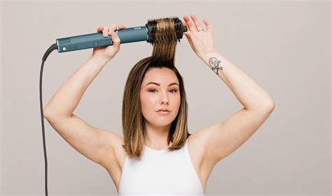 Shark FlexStyle hair styler slashed to £240 less than Dyson Airwrap for Boxing Day | Express.co.uk