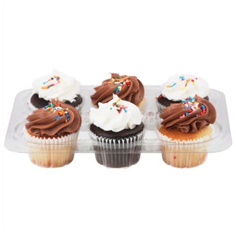 Fresh Foods Market Iced Cupcakes, 6 ct - Harris Teeter