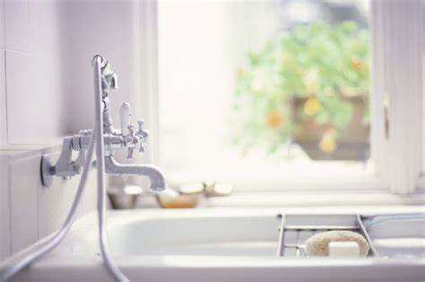 Bathtub Liners Pros and Cons