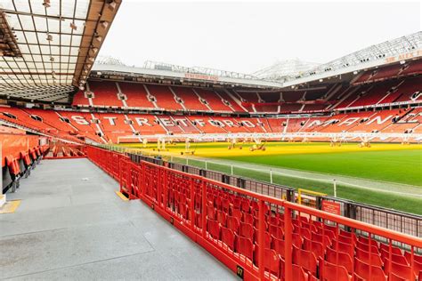 Old Trafford: Manchester United Museum and Stadium Tour | GetYourGuide