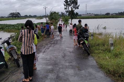 Curah Hujan Tinggi, Tiga Desa di Kudus Terendam Banjir - JPNN.com Jateng