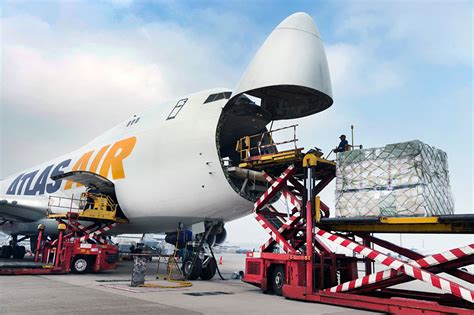 Cargo Services: ACMI - Atlas Air