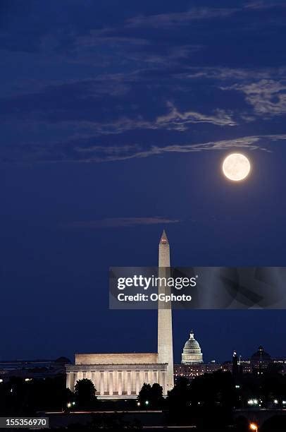 1,110 Washington Dc Monuments Night Stock Photos, High-Res Pictures ...