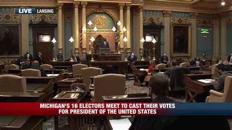 Michigan's Electors Cast Presidential Votes | Michigan's 16 electors ...